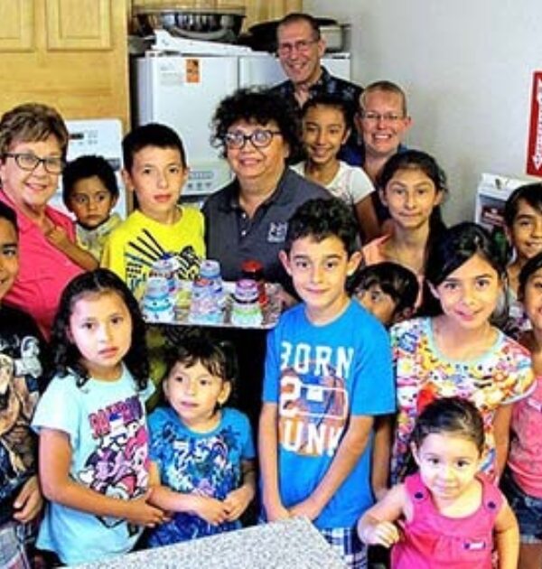 CHIP Board Member and Umpqua Bank Bring Joy to the Community of Orland
